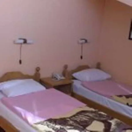 Hotel Ideal 2*